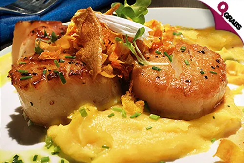 For QR100 Experience Fresh Seafood with Your Choice of Food at The Pearl! (QR200 Value)